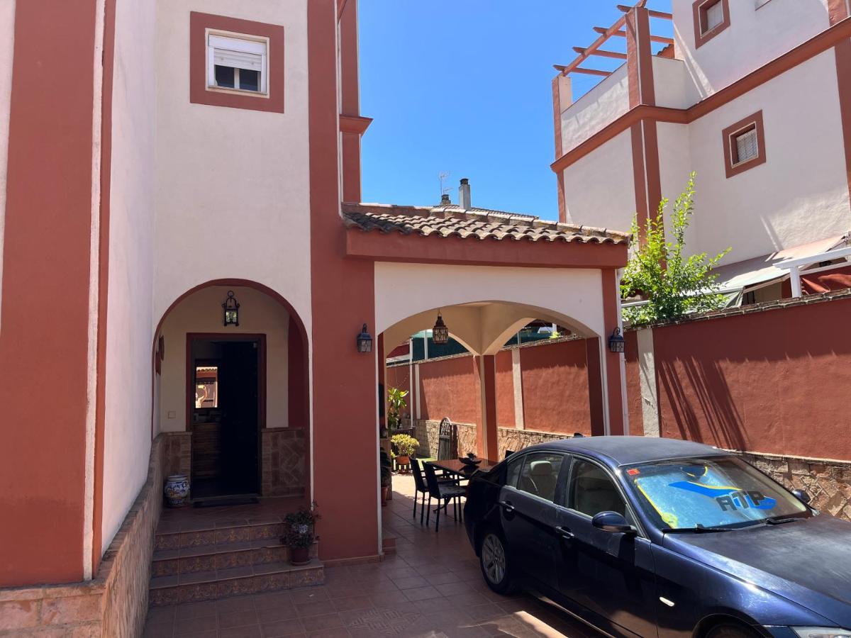 Casa Con Piscina Cerca De Sevilla Esterno foto