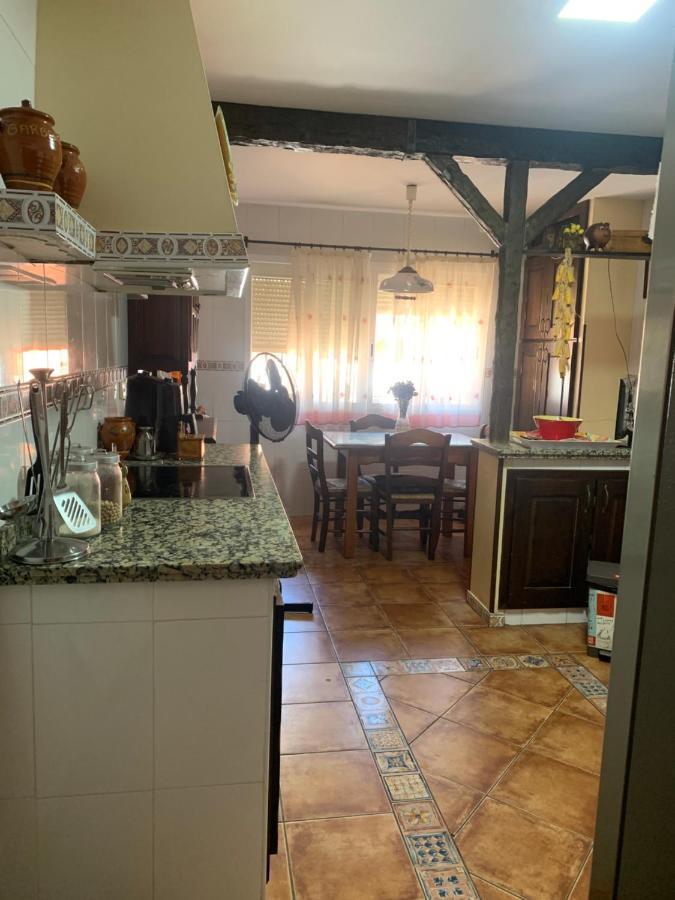 Casa Con Piscina Cerca De Sevilla Esterno foto